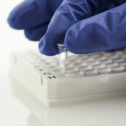 4ti-0960/RA | Individual Access 96 Well Skirted PCR Plate | Tube Removal Detail