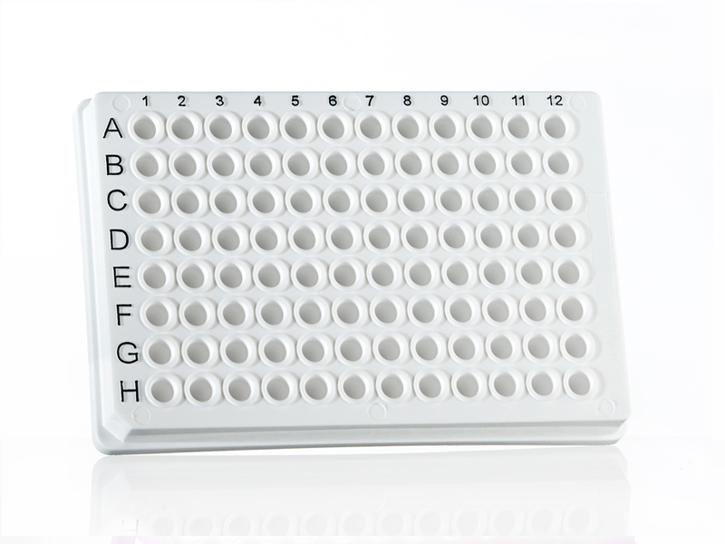 4ti-0741 | 96 Well Skirted PCR Plate | Front